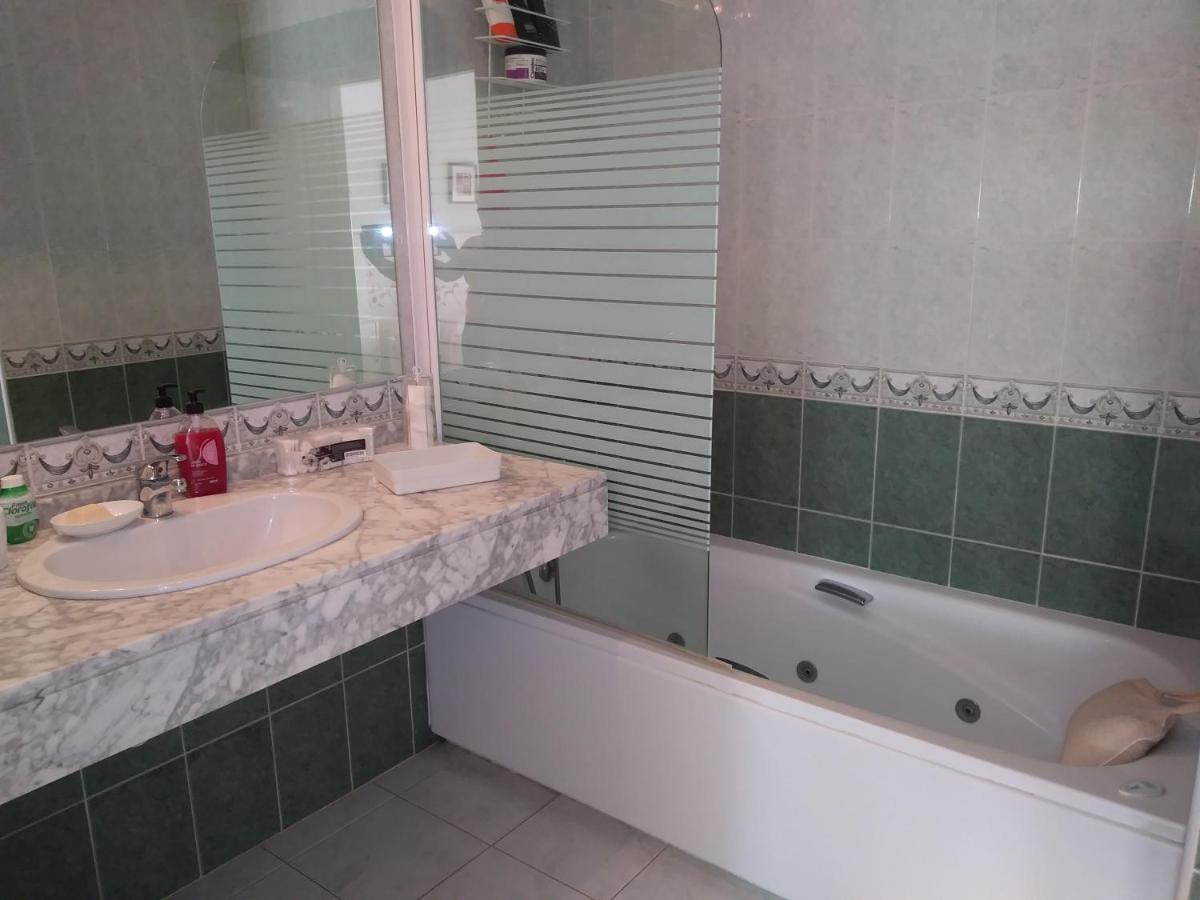 Apartamento A Pie De Playa Con Vistas Maravillosas Benalmádena