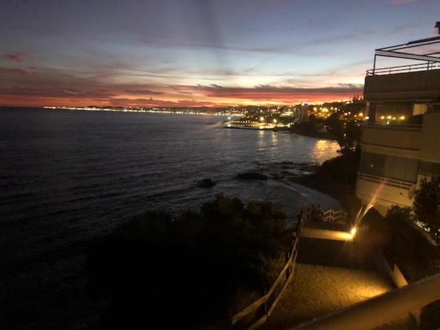 Apartamento A Pie De Playa Con Vistas Maravillosas Apartment